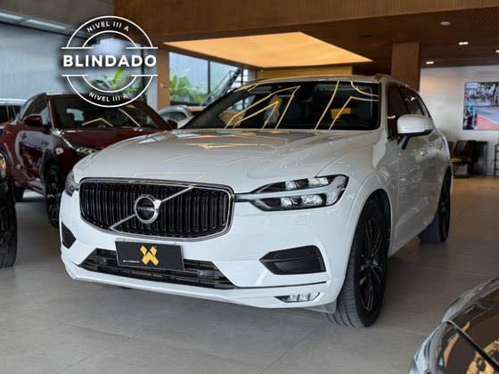 VOLVO XC60 2.0 T5 GASOLINA MOMENTUM AWD GEARTRONIC VOLVO XC60 2.0 T5 GASOLINA MOMENTUM AWD GEARTRONIC